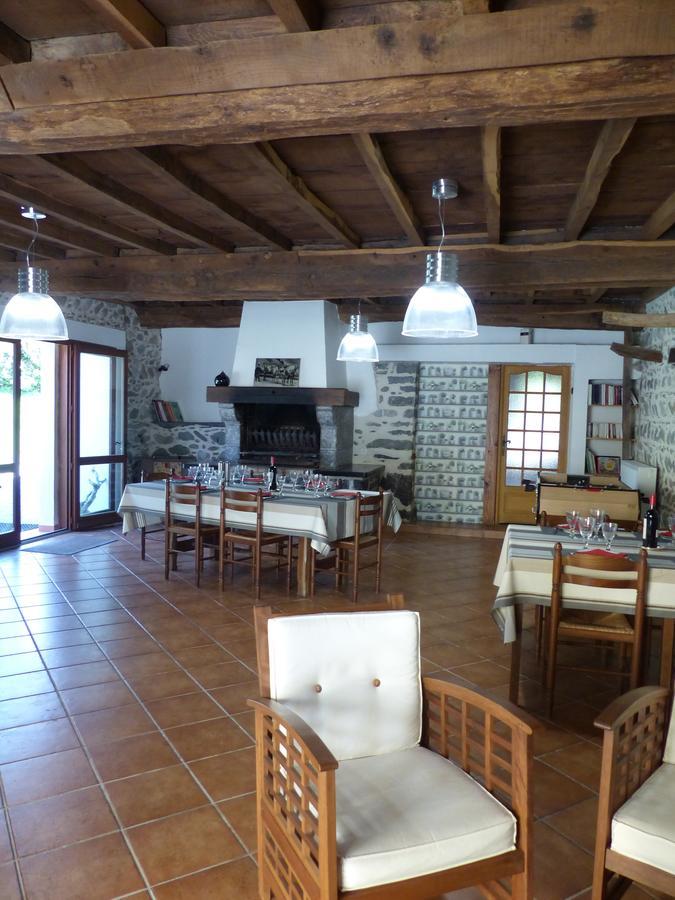 Maison D'Hotes Les 3 Baudets Issor Kültér fotó